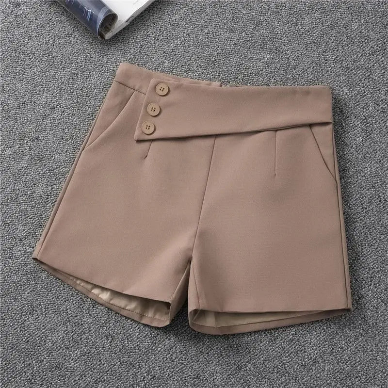 Brivido Shorts